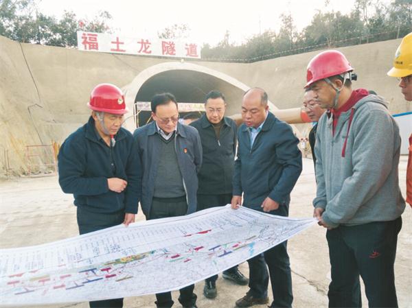 ���л����ӿ조������������ʩ���衡Ϊ��Խ��չ�ṩ����֧��